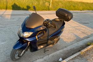 Yamaha Majesti 400