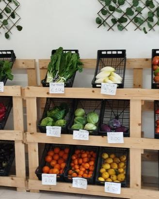 Attività di frutta e verdura-sestu