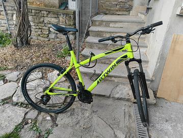 Mountain Bike, Rockrider 330, Ruote 26", 21V