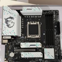 Scheda Madre MSI - B650M GAMING PLUS WIFI