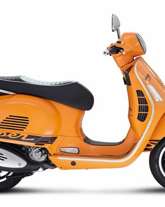 ADESIVI NERO LUCIDO VESPA GTS 125 250 300 SUPER TR