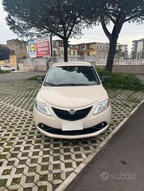 Ypsilon 1.2 GPL 70 mila km 2019 zero sinistri