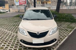 Ypsilon 1.2 GPL 70 mila km 2019 zero sinistri