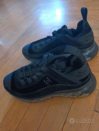 Sneakers Chanel velluto nero 