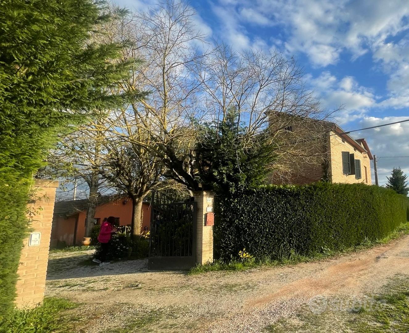 Casa singola in mattoni con dependance e terreno - Vista 5