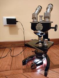 Microscopio Fratelli Koristka