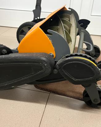 Tagliaerba Fiskars