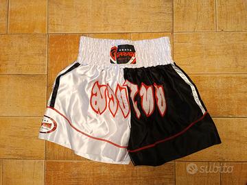 Pantaloncini muay cheap thai decathlon