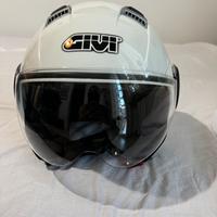 Casco jet givi