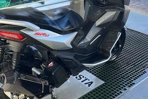 Aprilia sr gt125 ancora in garanzia