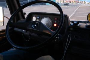 Mercedes-Benz 207d camper westfalia 