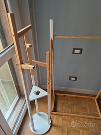 Portacappotti e armadio a vista per bambini