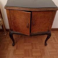 Comodini e cassettiera vintage