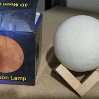 Luna 3D luminosa nuova