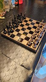 Scacchiera resina base legno