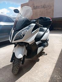 Kymco Downtown 300
