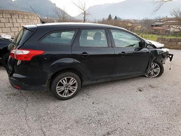 Ford focus 1.6tdci 110cv 6marce 2012