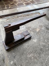 Tappatrice per bottiglie mauale in legno