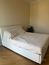 Letto matrimoniale con contenitore + materasso