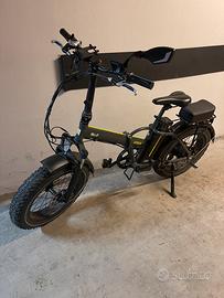 Bici elettrica pieghevole