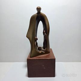 Scultura in bronzo astratta modernista famiglia