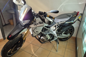 Aprilia dorsoduro 750