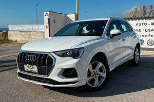 Audi Q3 35 TFSI Business Advanced