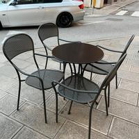 Set Tavolo piu 4 sedie giardino