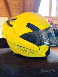Casco semintegrale da moto