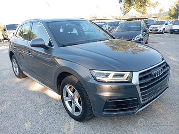 Audi Q5 2.0 TDI 190 CV quattro S tronic Business S