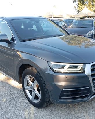 Audi Q5 2.0 TDI 190 CV quattro S tronic Business S