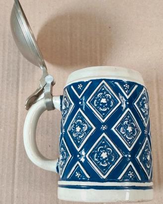 Boccale da birra vintage in ceramica con coperchio