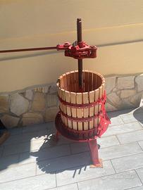 Torchio per vino