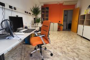 Ufficio in centro, stanza privata in coworking
