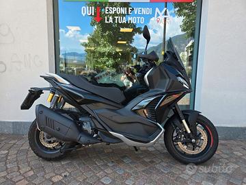 Aprilia SR 400 GT