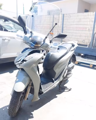 RICAMBI VARI HONDA SH 125/150 VI (--) 150 B 18CV 2