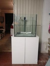 Acquario con supporto jewel