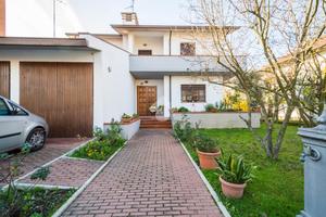 VILLA SINGOLA A CARPI