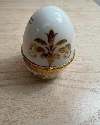 Ovetto portagioie Limoges de France Caroline