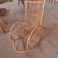 sedia a dondolo in bambù
