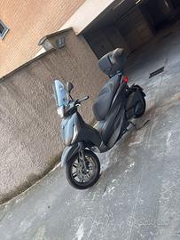 Piaggio Beverly 300i S