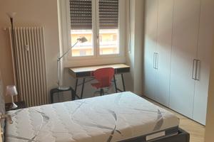 Stanza con bagno privato universitario (Portello)