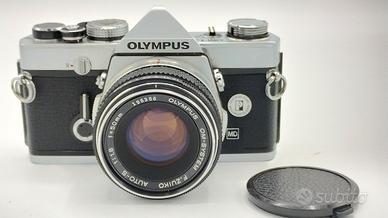 Olympus  OM1 n Reflex analogica 35mm