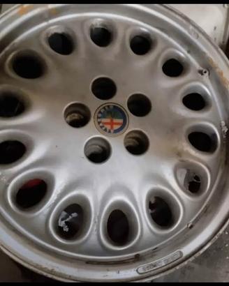 Cerchi in lega originali Alfa Romeo 16 pollici