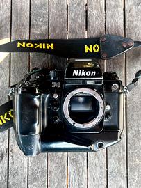 Nikon F4 Fotocamera Reflex 35mm + MB-21 Vintage