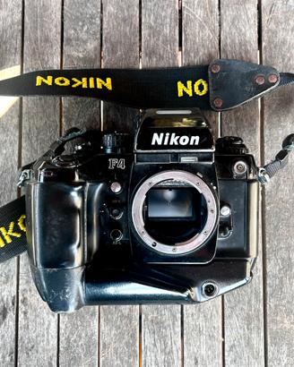 Nikon F4 Fotocamera Reflex 35mm + MB-21 Vintage