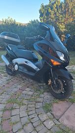 Tmax 500 2004 