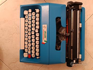 macchina da scrivere Olivetti Italia 90 