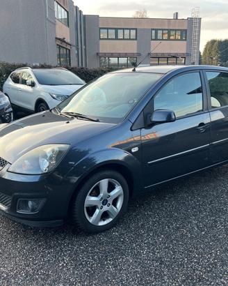 Ford Fiesta 1.2 16V 5p. Titanium GPL *NEOPATENTATI