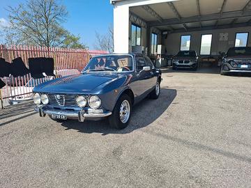 ALFA ROMEO 2000 GT
